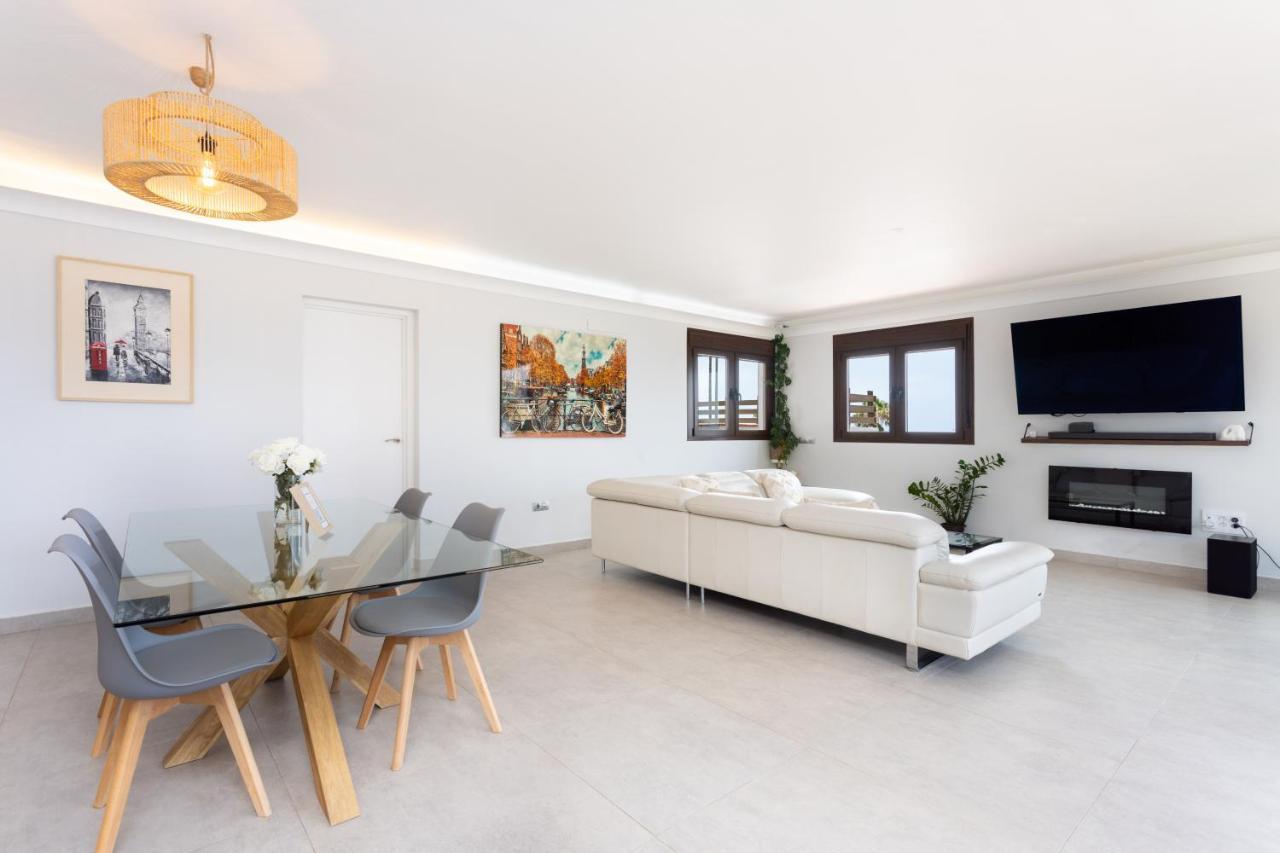 Home2Book Villa Alessandro, Design & Comfort Sauzal Εξωτερικό φωτογραφία