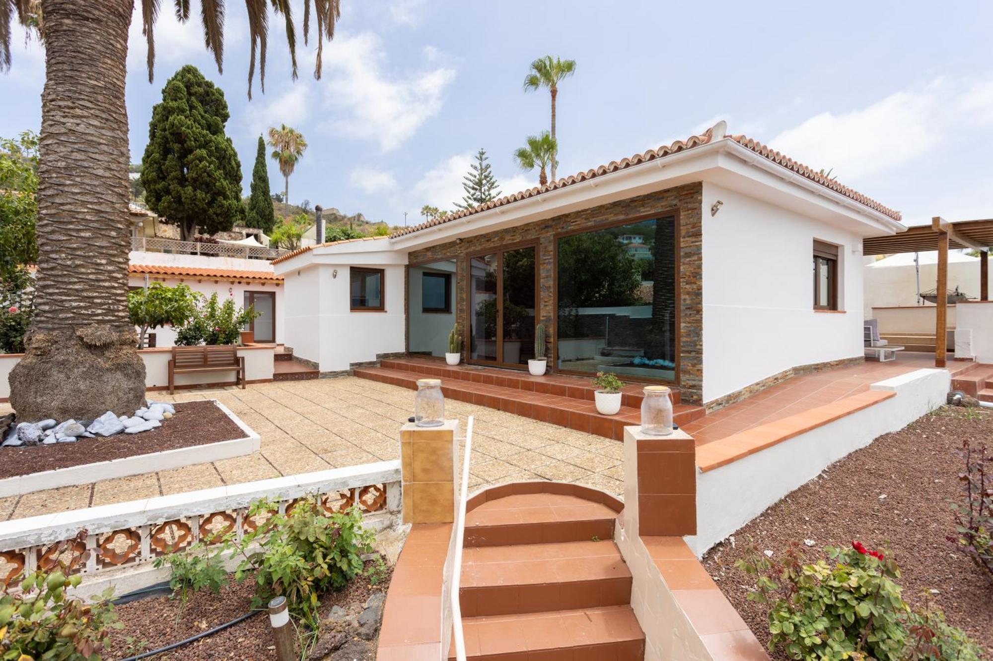 Home2Book Villa Alessandro, Design & Comfort Sauzal Εξωτερικό φωτογραφία